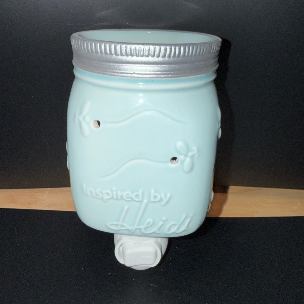 Scentsy Chasing Fireflies Mason Jar Warmer